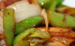 回锅肉 体验微辣回甜 肥而不腻的经典川味