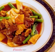 乳鸽炒冬笋
