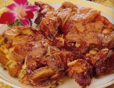 脆皮炸子鸡 皮脆肉嫩的制作介绍