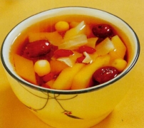 清补合味汤 原料有鲜淮山 红枣 枸杞 莲子