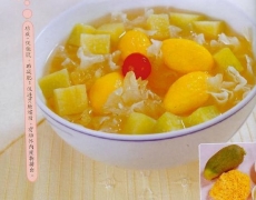 银耳炖香草榄 原料有银耳 香草榄 青萝卜 冰糖