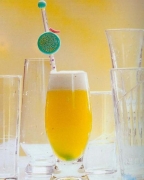 苦酒满杯 原料有苦瓜 蜂蜜