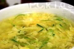 蛋花鸡汤 原料有鸡蛋 鸡汤 黄瓜
